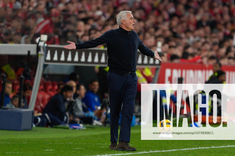 Jose Mourinho, SL Benfica Coach seen in action during Liga Portugal Betclic football match between SL Benfica and FC Porto at Estadio da Luz..Final score: SL Benfica 2:2 FC Porto SL Benfica Vs FC Porto In Lisbon, Portugal - 8 Mar 2026 - ZUMAs197 20260308_aaa_s197_398