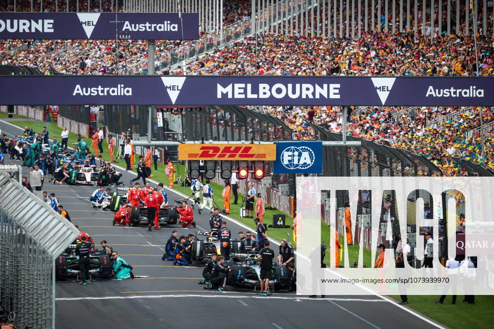 MELBOURNE, AUSTRALIA - MARCH 08 2026: Race start for the main race at the 2026 Australian Grand Prix at Albert Park in Melbourne, Australia Melbourne Australia - ZUMAp121 20260308_zsp_p121_151