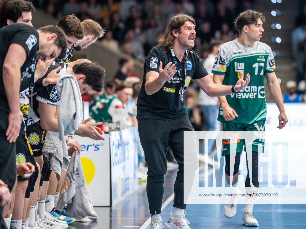 Sebastian Hinze, Head Coach ThSV Eisenach does not understand a decision, Frisch Auf Goeppingen vs ThSV Eisenach, Handball, 1 Bundesliga, Men, Season 2025 2026, 09 03 2026, Frisch Auf Goeppingen vs ThSV Eisenach, Handball, 1 Bundesliga, Men, Season 2025 2026, 09 03 2026 Goeppingen