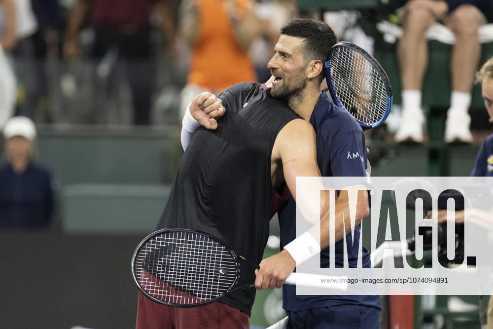 JACK DRAPER of Great Britain gives NOVAK DJOKOVIC of Serbia an emotional hug after winning their round of 16 match at the BNP Paribas Open at Indian Wells Tennis Garden on March 11, 2026 in Indian Wells, CA. Indian Wells USA - ZUMAl140 20260311_aap_l140_021