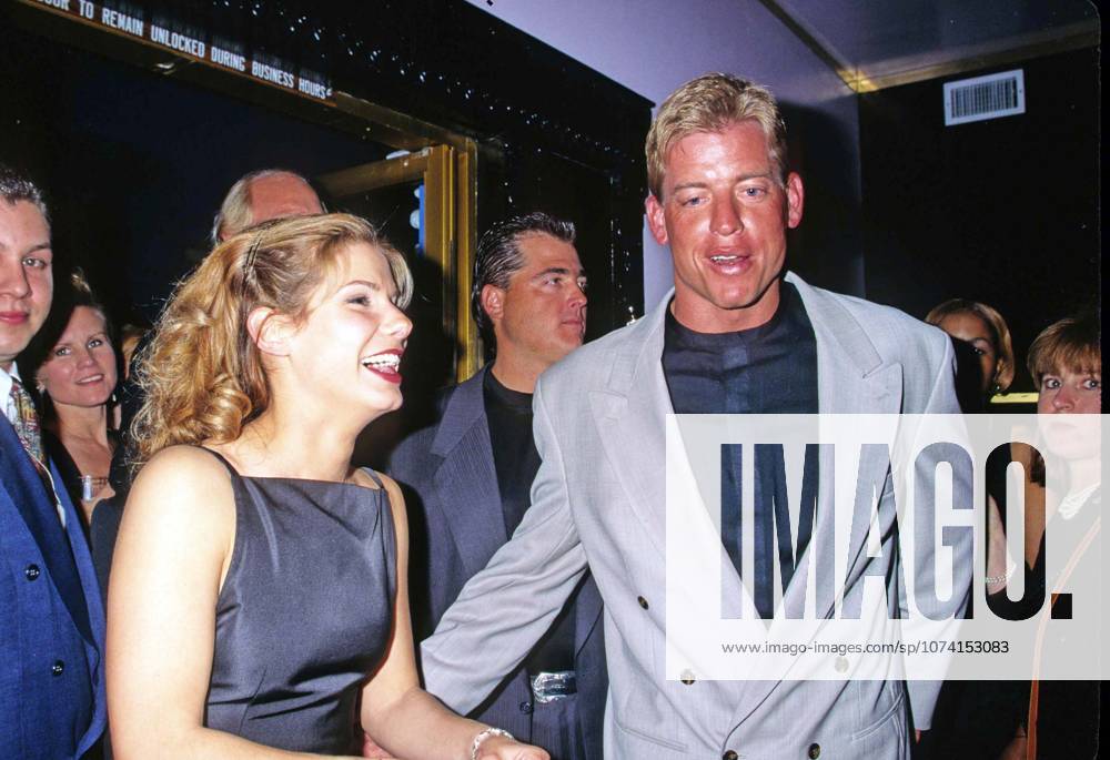 Mar. 19, 2008 - SANDRA BULLOCK WITH TROY AIKMAN. LISA ROSE- PHOTOS
