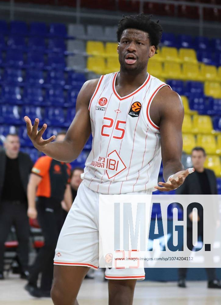 Barcelona Spain 13.03.2026 Dan Oturu (Hapoel Ibi Tel Aviv) gestures during the Basketball Euroleague match between FC Barcelona, Barca and Hapoel Ibi Tel Aviv at Palau Blaugrana on13 March 2026 in Barcelona. Basketball Euroleague: FC Barcelona 75-80 Hapoel Ibi Tel Aviv - ZUMAu50_ 20260313_zsp_u50_004