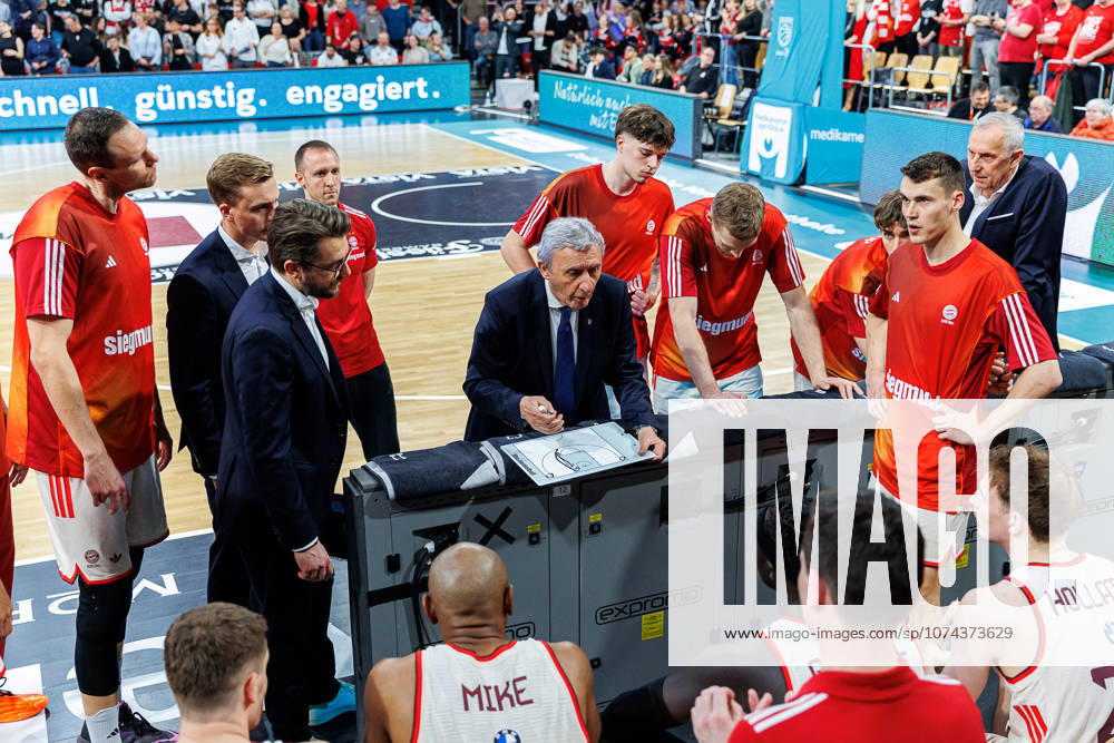 Team, Crew, Timeout, BMA365 Bamberg Baskets vs FC Bayern Muenchen Basketball, Basketball, easyCredit BBL, 24 Matchday, 15 03 2026 BMA365 Bamberg Baskets vs FC Bayern Muenchen Basketball, Basketball, easyCredit BBL, 24 Matchday, 15 03 2026 Bamberg
