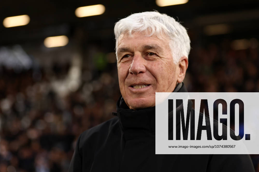 Serie A Como 1907 - As Roma Gian Piero Gasperini, head coach of As Roma looks on during the Serie A match beetween Como 1907 and As Roma at Stadio Giuseppe Sinigaglia on March 16 2026 in Como Italy . Como Stadio Giuseppe Sinigaglia Italy