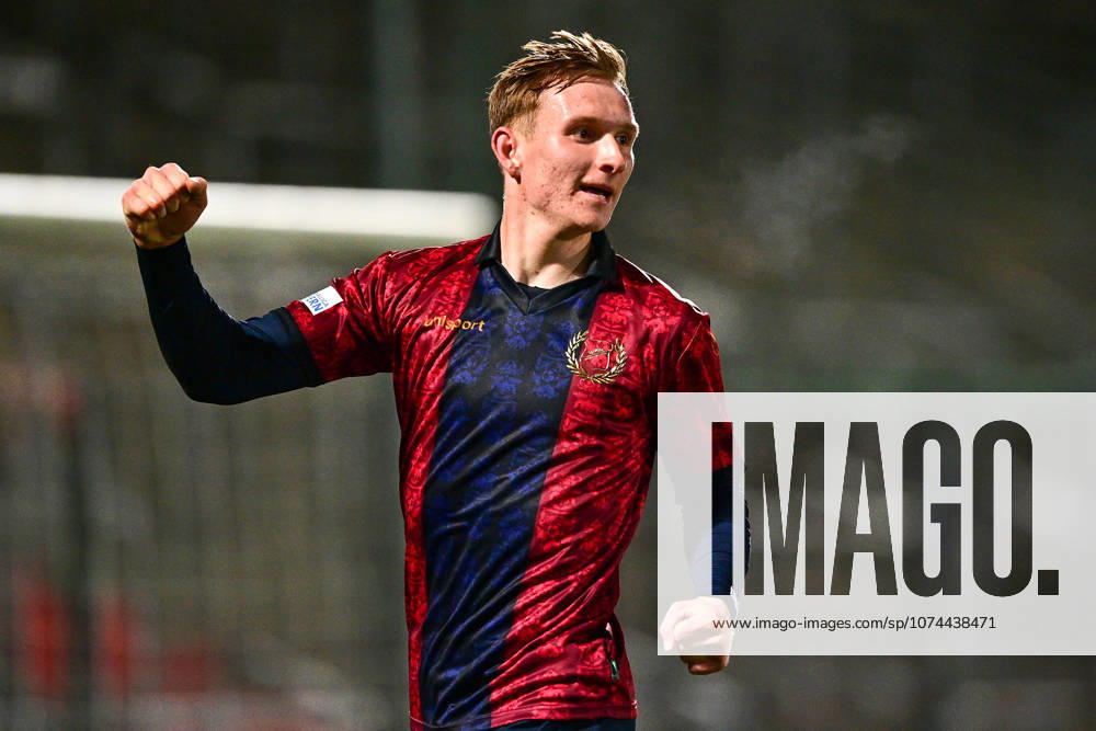 Goalscorer Cornelius Pfeiffer Unterhaching, 22 with goal celebration, jubilation, goal celebration, celebrate the goal, goal, celebration, jubilation over the goal to 1 0, optimistic, single picture, action, action, 17 03 2026, Unterhaching Germany , Football, Regionalliga Bayern, SpVgg Unterhaching FC Augsburg II