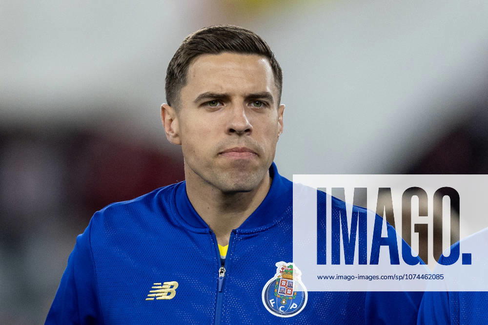 VfB Stuttgart vs FC Porto - UEFA Europa League 2025 2026 in Stuttgart, Germany - 12 Mar 2026 Jan Bednarek of FC Porto seen during the UEFA Europa League 2025 2026 match between VfB Stuttgart - FC Porto at Arena Stuttgart. Final score; VfB Stuttgart 1:2 FC Porto. Stuttgart Germany