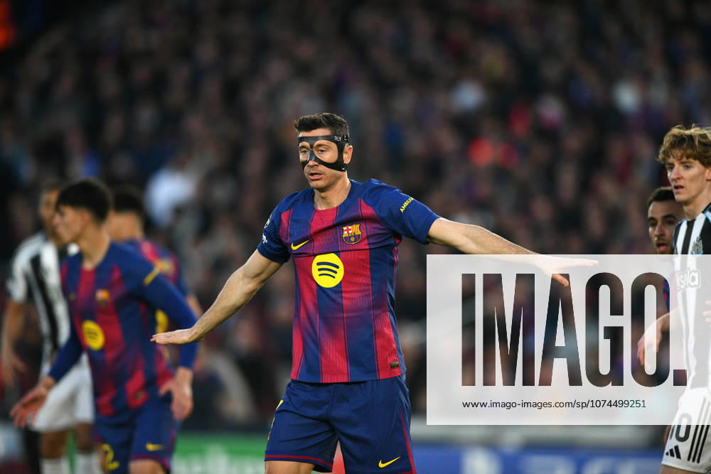 FC Barcelona, Barca v NEWCASTLE UNITED SPOTIFY CAMP NOU. BARCELONA. March 18, 2026 FC BARCELONA vs NEWCASTLE UNITED March 18, 2026 Robert Lewandowski (9) of FC Barcelona during the soccer match corresponding to the round of 16 match of the UEFA Champions League between FC Barcelona and Newcastle United at Spotify Camp Nou in Barcelona, Spain. Barcelona ESP