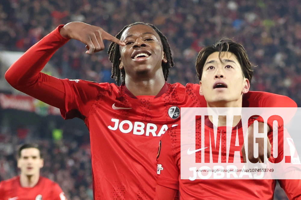 Football UEFA Europa League, SC Freiburg KRC Genk v l Goal celebration after the goal to celebrate the goal celebrate 4 1 by Yuito Suzuki SC Freiburg with Johan Manzambi SC Freiburg Freiburg
