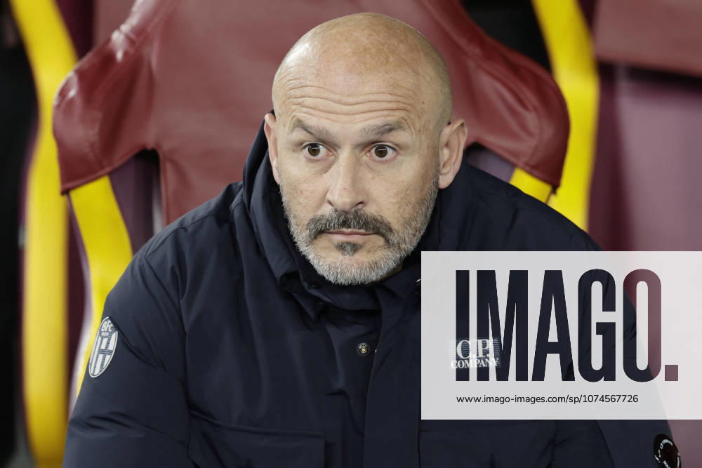 UEFA Europa League round of 16 second leg match AS Roma - Bologna Bologna s Italian coach Vincenzo Italiano looks during UEFA Europa League round of 16 second leg match AS Roma - Bologna at Olimpico stadium on March 19, 2026 in Rome, Italy. _BPH6978