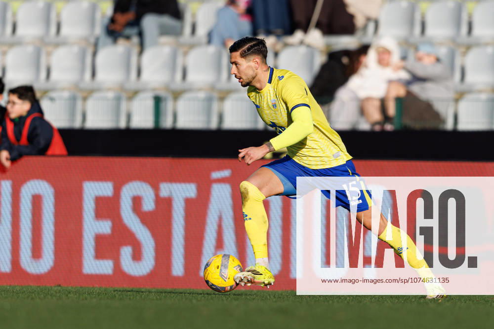 Javi Sanchez seen during Liga Portugal game between teams of Casa Pia AC and FC Arouca at Estadio Municipal Rio Maior (Maciej Rogowski Ball Raw Images PT) Rio Maior Estadio Municipal Rio Maior Portugal