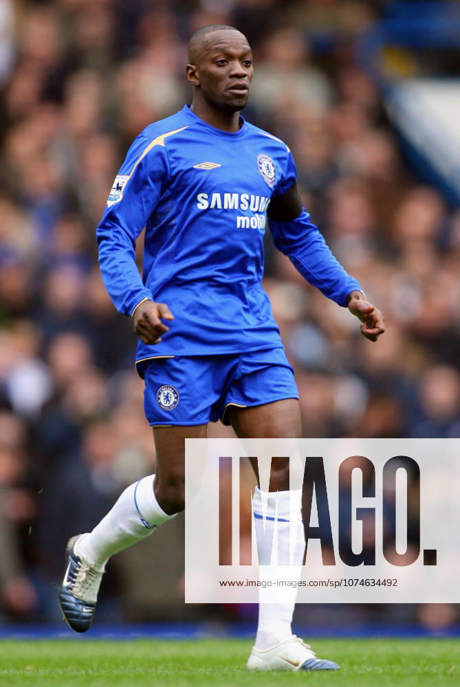 Chelsea V Tottenham Hotspur, Premier League Claude Makelele of Chelsea running during the Premier League match between Chelsea and Tottenham Hotspur at Stamford Bridge on March 11, 2006 in London, England. London Stamford Bridge England United Kingdom