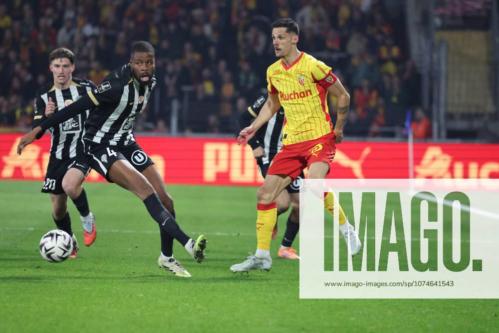Florian SOTOCA (RC Lens) lors du match RC Lens vs Angers SCO, Ligue 1 J27, stade Bollaert-Delelis, le 20 mars 2026 - photo Laurent Sanson PsnewZ