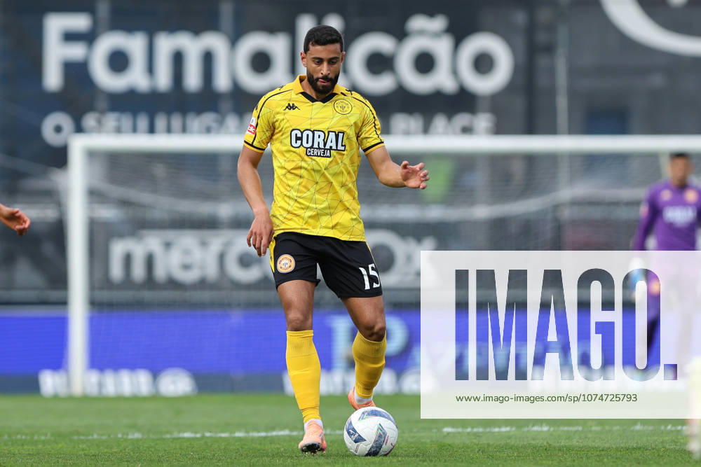 FC Famalicao vs CD Nacional - Liga Portugal Betclic (Foto Photo : Tiago Vieira Avant Sports) FAMALICAO, PORTUGAL - 21ST MARCH : Chiheb Labidi, player of CD Nacional in action, during the match between FC Famalicao vs CD Nacional - Liga Portugal Betclic , Estadio Municipal de Famalicao (Foto : Tiago Vieira Avant Sports) Famalicao, Portugal Estadio Municipal de Famalicao Portugal