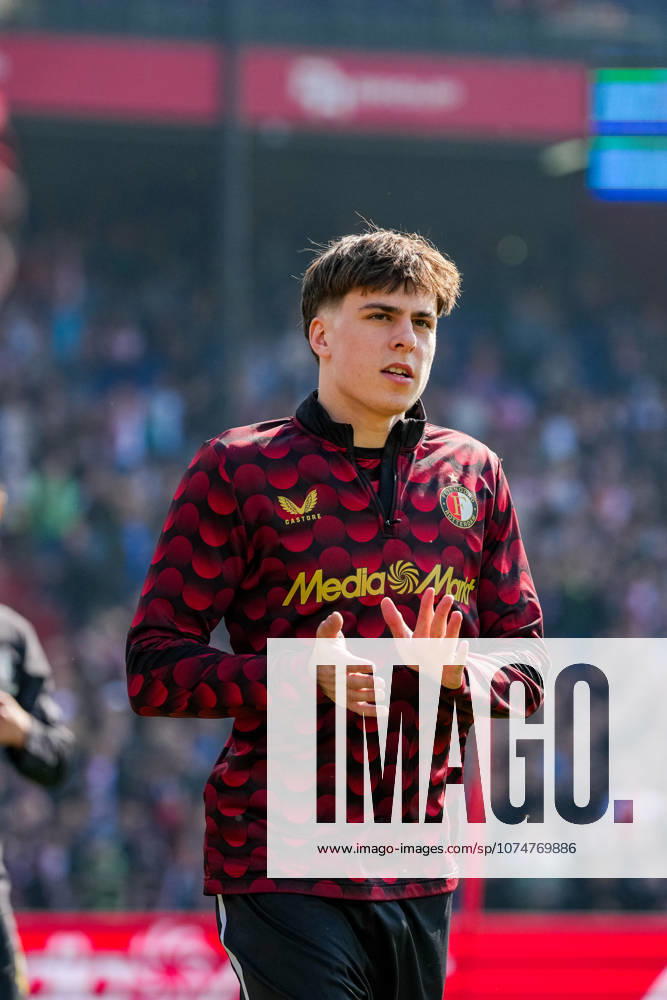 Eredivisie: Feyenoord Rotterdam v AFC Ajax Amsterdam Rotterdam - Leo Sauer of Feyenoord during the twenty-eighth competition round of the 2025 2026 Eredivisie season. The match is set between Feyenoord Rotterdam and AFC Ajax Amsterdam at De Kuip on 22 March 2026 in Rotterdam, The Netherlands.