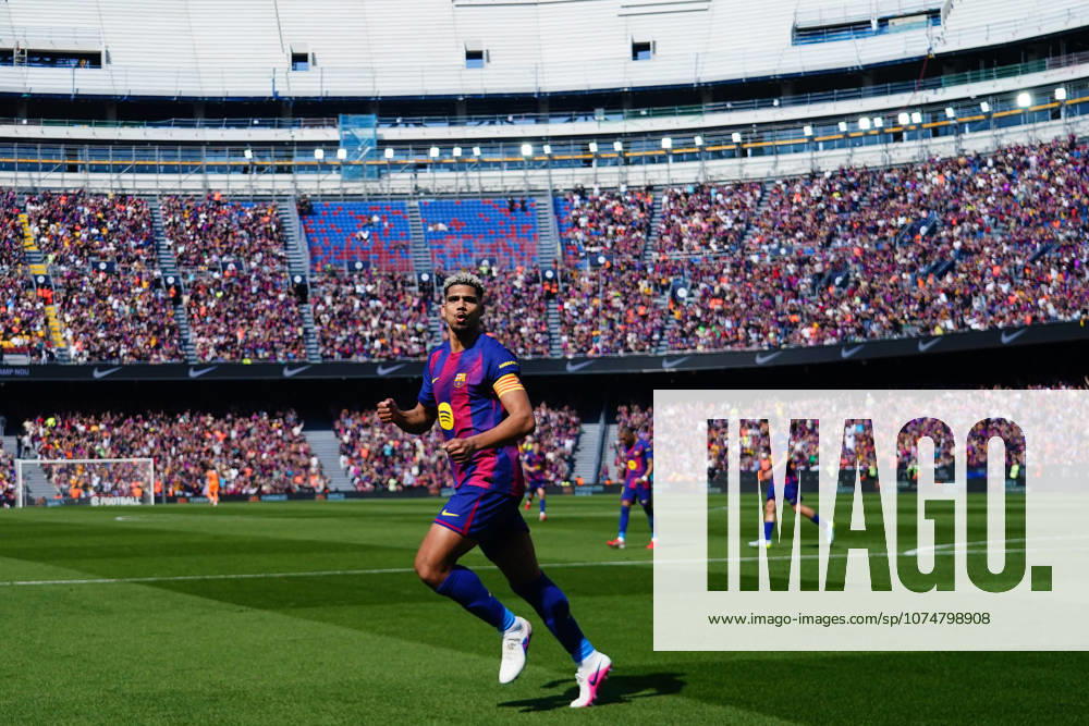 ESP: FC Barcelona, Barca - Rayo Vallecano. La Liga EA Sports. Date 29 Ronald Araujo of FC Barcelona celebrates after scoring the 1-0 during the La Liga EA Sports match between FC Barcelona and Rayo Vallecano played at Spotify Camp Nou Stadium on 22 March 2026 in Barcelona, Spain. kpng