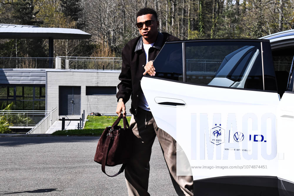 FOOTBALL : ARRIVEE DES BLEUS Baptiste AUTISSIER MAXPPP - Clairefontaine 23 03 2026 Baptiste AUTISSIER Maxppp Paris ; 23 03 2026 ; Kylian Mbappe lors de l arrivee des joueurs de lequipe de France de football a Clairefontaine le 23 Mars 2026. Clairefontaine Clairefontaine Ile de France France