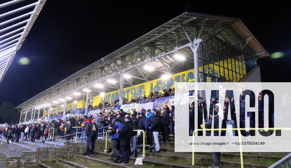 Leipzig, 25 03 2026, Bruno Plache Stadion, Soccer, Regionalliga NordOst, Catch-up match from matchday 21 , 1 FC Lok Leipzig vs Hertha Zehlendorf 0 2 0 0 , In the picture stadium view with main stand wooden stand , For editorial use only Only editorial use , DFB regulations prohibit any use of photographs as image sequences and or quasi video , Picture Point