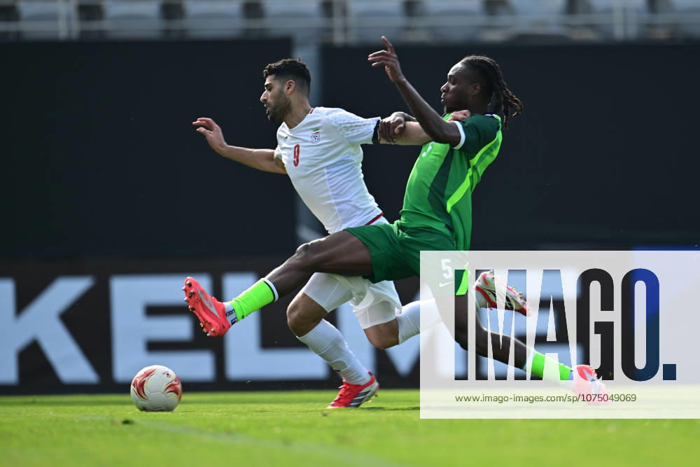 Iran v Nigeria - Friendlies ANTALYA, TURKIYE - MARCH 27: Mehdi Taremi (9) of Iran in action against Ogbu (5) of Nigeria during the friendly match between Iran and Nigeria at the Titanic Mardan Sports Complex in Antalya, Turkiye on March 27, 2026. Orhan Cicek Anadolu Antalya Turkey. Editorial use only. Please get in touch for any other usage.