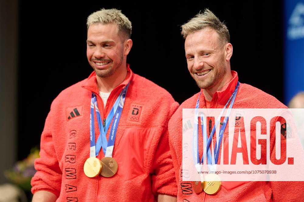 Berchtesgaden, Germany March 27, 2026 Reception of the Olympic participants of the Olympic Winter Games Milan Cortina 2026 In the picture from left Tobias Wendl luge , Tobias Arlt luge AlpenCongress Bayern