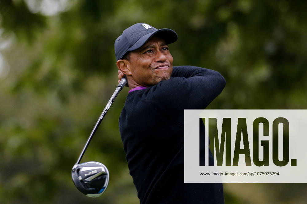Tiger Woods has been involved in a rollover car accident near his home in Jupiter, Florida, authorities say. Woods has been charged with a DUI and with property damage and refusal to submit to a lawful test. FILE PHOTO SHOT ON: October 23, 2020, Los Angeles, California, USA: TIGER WOODS watches his tee shot during the second round of the Zozo Championship golf tournament in Thousand Oaks. Los Angeles USA - ZUMAc68_ 20201023_zaf_c68_021