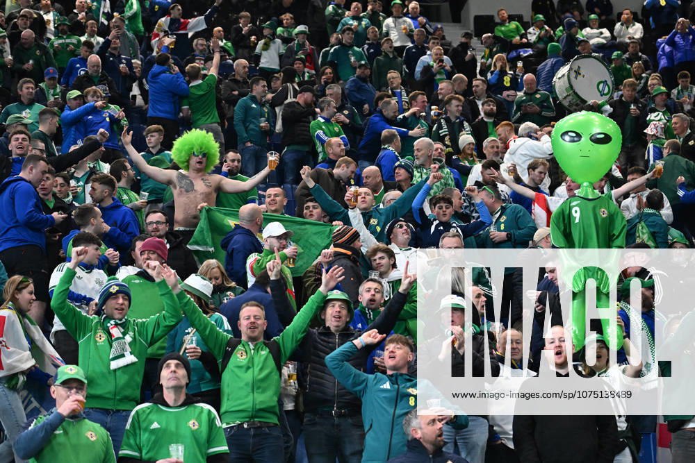 Soccer, FIFA World Cup, WM, Weltmeisterschaft, Fussball 2026 match between Italy-North Ireland North Ireland fans during playoff qualifier Fifa World Cup 2026 match between Italy-North Ireland at the gewiss stadium, Italy, March 26th, 2026. Imago-Images Emmefoto