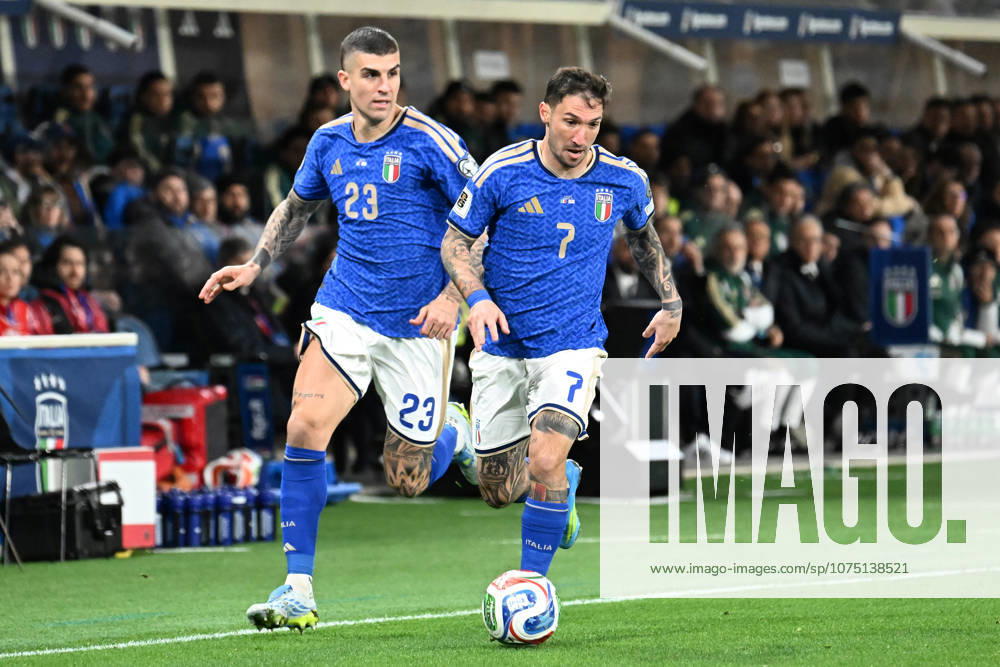 Soccer, FIFA World Cup, WM, Weltmeisterschaft, Fussball 2026 match between Italy-North Ireland Gianluca Mancini of Italy,Matteo Politano of Italy during playoff qualifier Fifa World Cup 2026 match between Italy-North Ireland at the gewiss stadium, Italy, March 26th, 2026. Imago-Images Emmefoto