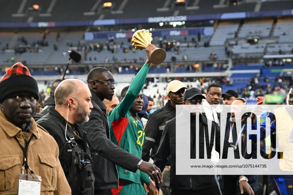 Dirra habib FOOT PREPARATION WORLD CUP 2026 2026 SENEGAL PERU 2 0 STADE DE FRANCE ST DENIS FRANCE 28 03 2026 FAUGERE FRANCK Presentation of the CAN 2026 Africa Cup of Nations Trophy a few days after Moroccos victory ST DENIS STADE DE FRANCE France GermanyxJapanxUKxFrancexBelgiumxOUT