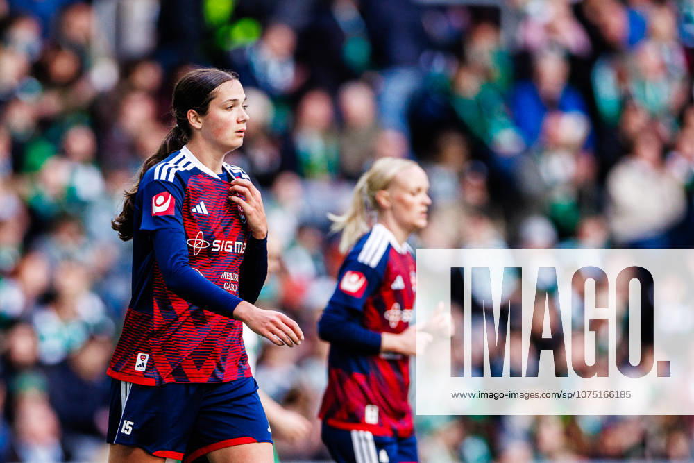 Rosengards Cecily Wellesley Smith dips during the football match in Damallsvenskan between Hammarby and Rosengard on March 29, 2026 in Stockholm