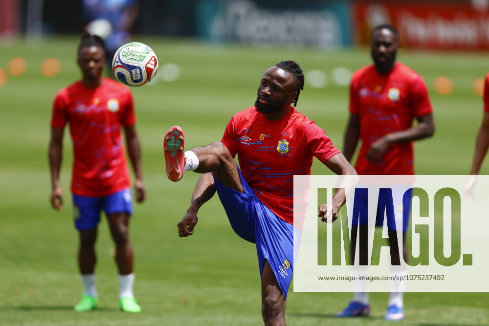 Democratic Republic of Congo national team, Nationalteam holds training session Fiston Mayele (C) of the Democratic Republic of Congo in action during a training session in Guadalajara, Mexico, 30 March 2026. The Democratic Republic of Congo national team trained ahead of their World Cup Qualifier match against Jamaica on 31 March. GUDALAJARA Mexico