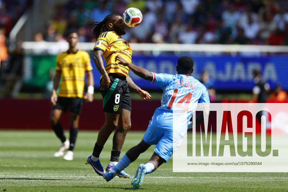 RD Congo v Jamaica - 2026 FIFA World Cup, WM, Weltmeisterschaft, Fussball Qualifying ZAPOPAN, MEXICO- MARCH 31: Noah Sadiki (R) of RD Congo fights for the ball with Kasey Palmer (L) of Jamaica during a World Cup 2026 playoff qualifying football match between RD Congo and Jamaica, at the Guadalajara Stadium in Zapopan, Mexico on March 31, 2026. Stringer Anadolu Zapopan Mexico. Editorial use only. Please get in touch for any other usage.