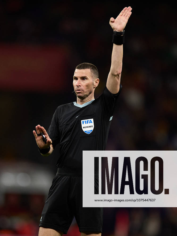 Referee Georgi Kabakov during an International Friendly, Länderspiel, Nationalmannschaft match between Spain and Egypt at RCDE Stadium on March 31, 2026 in Barcelona, Spain. Barcelona Spain - ZUMAr232 20260331_zsp_r232_008