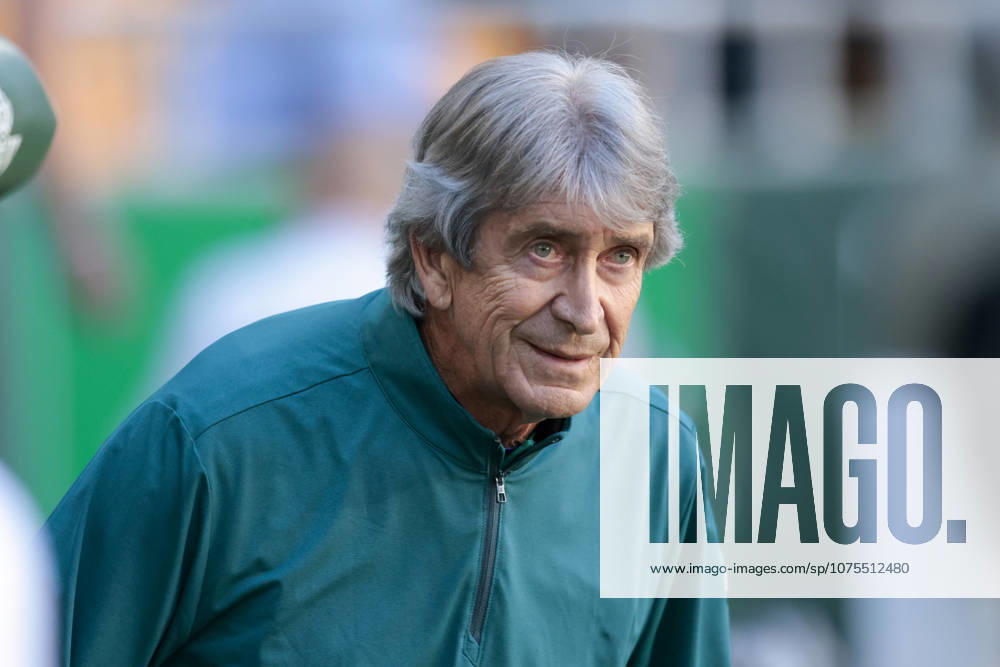 Real Betis Balompie v RCD Espanyol de Barcelona - LaLiga EA Sports Manuel Pellegrini, head coach of Real Betis, during the La Liga EA Sports match between Real Betis and RCD Espanyol de Barcelona at La Cartuja Stadium in Seville, Spain, on April 4, 2026. Seville Spain