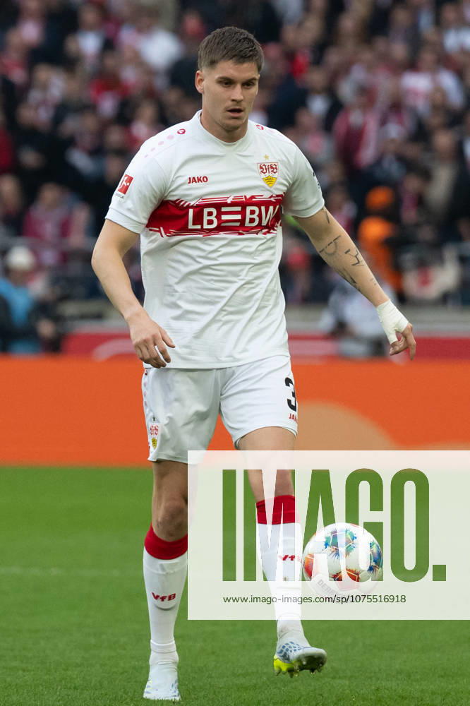 Ramon Hendriks VfB Stuttgart, 03 GER, VfB Stuttgart vs Borussia Dortmund, Football, Men, 1 Bundesliga, Matchday 28, Season 2025 2026, 04 04 2026, DFL DFB REGULATIONS PROHIBIT ANY USE OF PHOTOGRAPHS AS IMAGE SEQUENCES AND OR QUASI VIDEO, GER, VfB Stuttgart vs Borussia Dortmund, Football, Men, 1 Bundesliga, Matchday 28, Season 2025 2026, 04 04 2026 Stuttgart