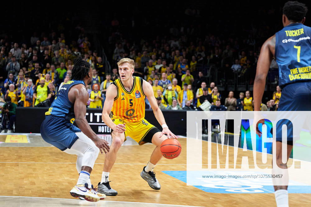 Sam Griesel Alba Berlin, 05 , GER, ALBA Berlin vs EWE Baskets Oldenburg, Basketball Men, easy Credit BBL, Season 2025 2026, 28 Matchday, 05 04 2026 GER, ALBA Berlin vs EWE Baskets Oldenburg, Basketball Men, easy Credit BBL, Season 2025 2026, 28 Matchday, 05 04 2026 Berlin