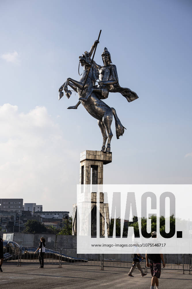 Brasileirao 2026: Corinthians vs. Internacional SAO PAULO, BRAZIL - APRIL 05: Statue of Saint George is installed at Neo Quimica Arena in the match between Corinthians and Internacional, valid for the tenth round of the Brasileirao 2026, this Sunday (05), at Neo Quimica Arena, SP, Brazil on April 05, 2026.