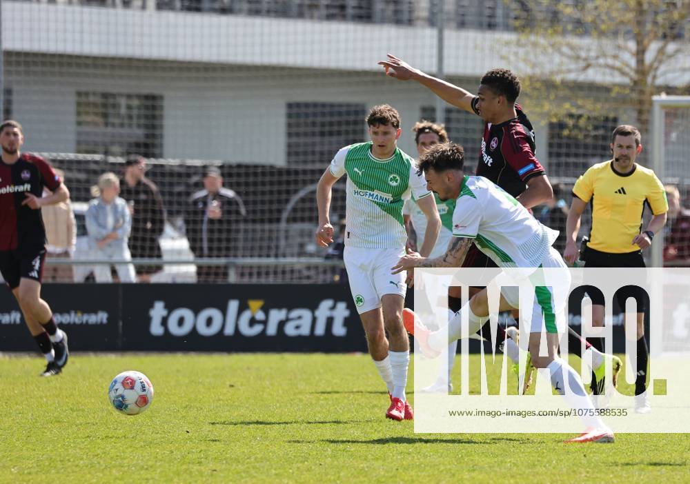 Soccer Season 2025 2026 Regionalliga Bayern 27 Matchday 1 FC Nürnberg FCN II Club SpVgg Greuther Fürth II Kleeblatt U23 DaMa Noah König Koenig 4, SpVgg Greuther Fürth II Noah Maboulou 37, 1 FC Nürnberg FCN II