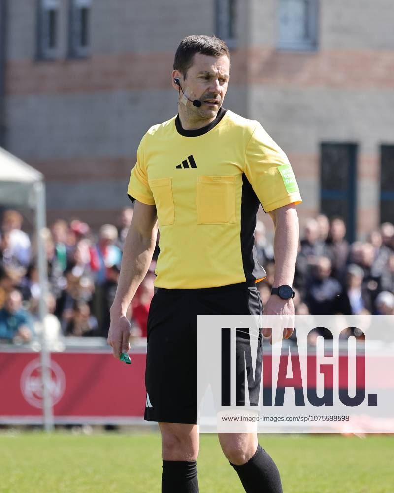 Soccer Season 2025 2026 Regionalliga Bayern 27 Matchday 1 FC Nürnberg FCN II Club SpVgg Greuther Fürth II Kleeblatt U23 DaMa Manuel Steigerwald Referee