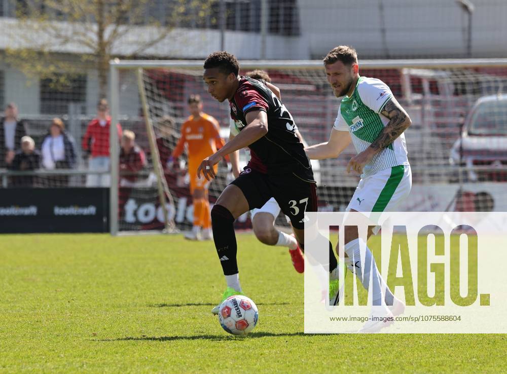 Soccer Season 2025 2026 Regionalliga Bayern 27 Matchday 1 FC Nürnberg FCN II Club SpVgg Greuther Fürth II Kleeblatt U23 DaMa Noah Maboulou 37, 1 FC Nürnberg FCN II Yannick Scholz 14, SpVgg Greuther Fürth II