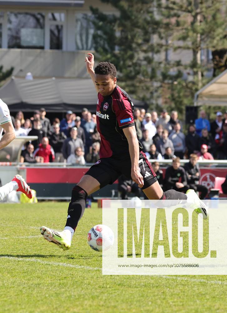 Soccer Season 2025 2026 Regionalliga Bayern 27 Matchday 1 FC Nürnberg FCN II Club SpVgg Greuther Fürth II Kleeblatt U23 DaMa Noah Maboulou 37, 1 FC Nürnberg FCN II with shot on goal