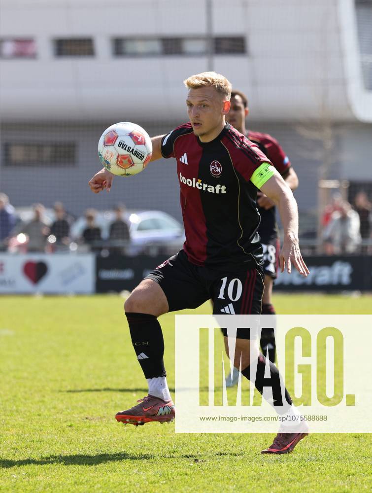 Soccer Season 2025 2026 Regionalliga Bayern 27 Matchday 1 FC Nürnberg FCN II Club SpVgg Greuther Fürth II Kleeblatt U23 DaMa Benedikt Kirsch 10, 1 FC Nürnberg FCN II