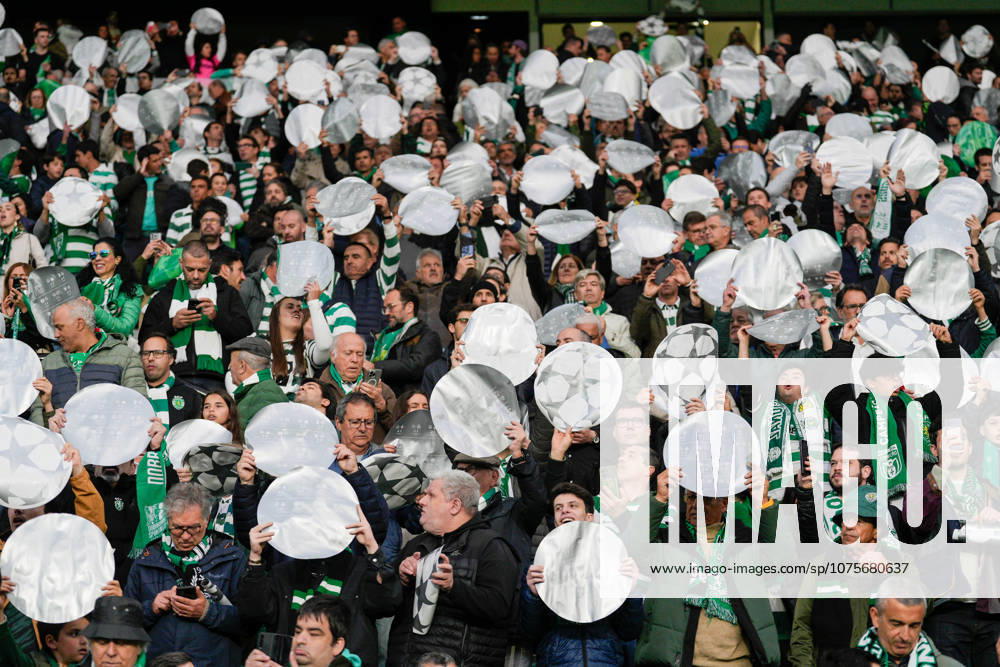 Sporting CP Vs Arsenal FC in Lisbon, Portugal - 07 Apr 2026 Sporting CP fans seen during the UEFA Champions League 2025 26 Quarter-finals 1st leg between Sporting CP and Arsenal FC at Estadio Jose Alvalade. Final score: Sporting CP 0:1 Arsenal FC Lisbon Portugal