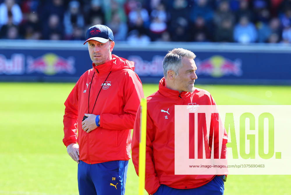 RB Leipzig Training Bundesliga Leipzig, 07 04 2026, Training Center Cottaweg, Soccer Bundesliga , RB Leipzig Training , In the picture from l Trainer Ole Werner RB Leipzig , Co Trainer Jan Zimmermann RB Leipzig , Picture Point