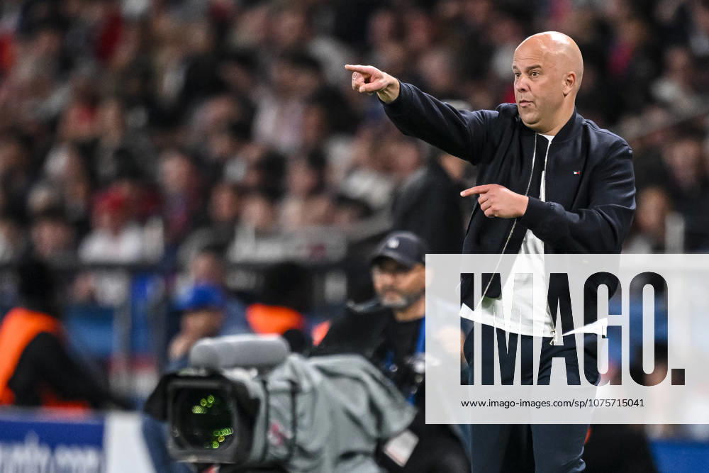 Coach Arne Slot Liverpool FC gestures during the UEFA Champions League 2025 26 Quarter Final First Leg match between Paris Saint Germain FC and Liverpool FC at Parc des Princes on April 8, 2026 in Paris, France Photo by Harry Langer DeFodi Images