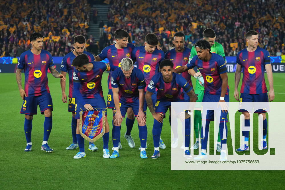 ESP: FC Barcelona, Barca - Atletico de Madrid. UEFA Champions League. Quarter-Finals, first leg. FC Barcelona team group, Mannschaftsbild, Totale during UEFA Champions League match, Quarter-Finals, first leg, between FC Barcelona and Atletico de Madrid played at Spotify Camp Nou Stadium on April 8, 2026 in Barcelona, Spain. kpng