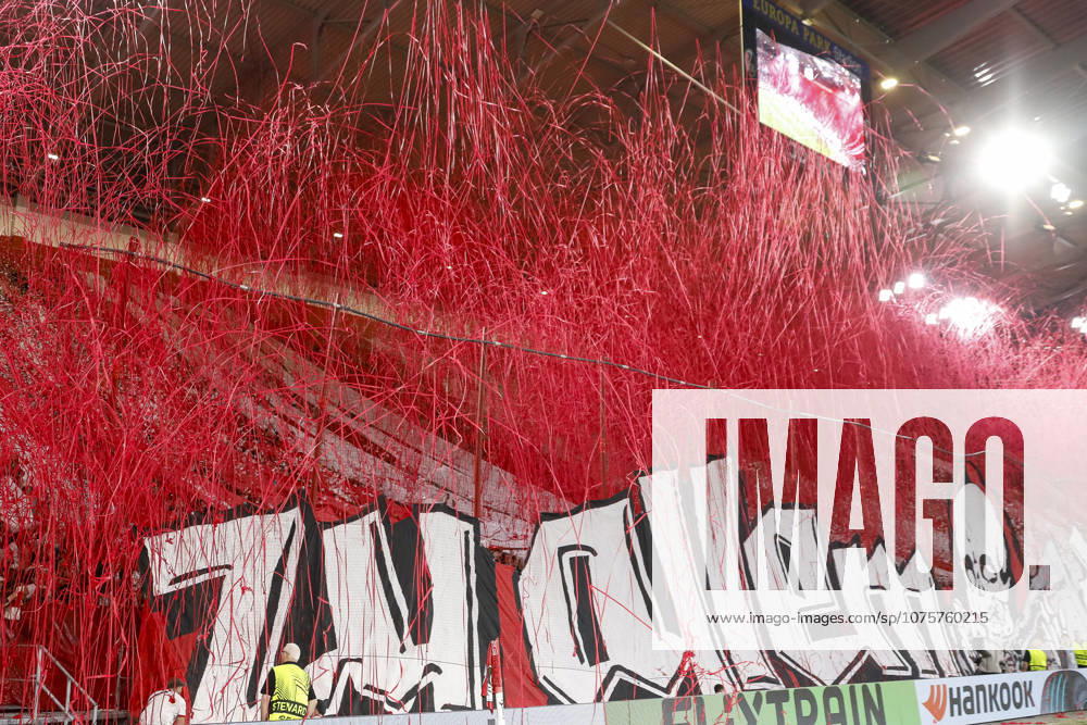 SC Freiburg choreography of the fans, Ultras before the start of the match, Germany, football, UEFA Europa League, quarter-finals, 2025 2026, SC Freiburg vs Celta Vigo, 09 04 2026, Freiburg im Breisgau Europa Park Stadion Stadion am Deutschland