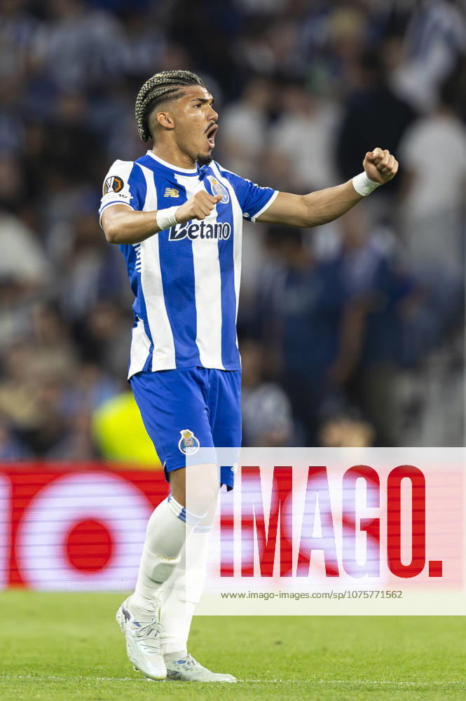 FC Porto v Nottingham Forest FC - UEFA Europa League 2025 26 Quarter-Final First Leg William Gomes celebrates a goal during the UEFA Europa League 2025 26 quarter-finals first leg match between FC Porto and Nottingham Forest at the Estadio do Dragao in Porto, Portugal, on April 9, 2026. Braga Porto Portugal