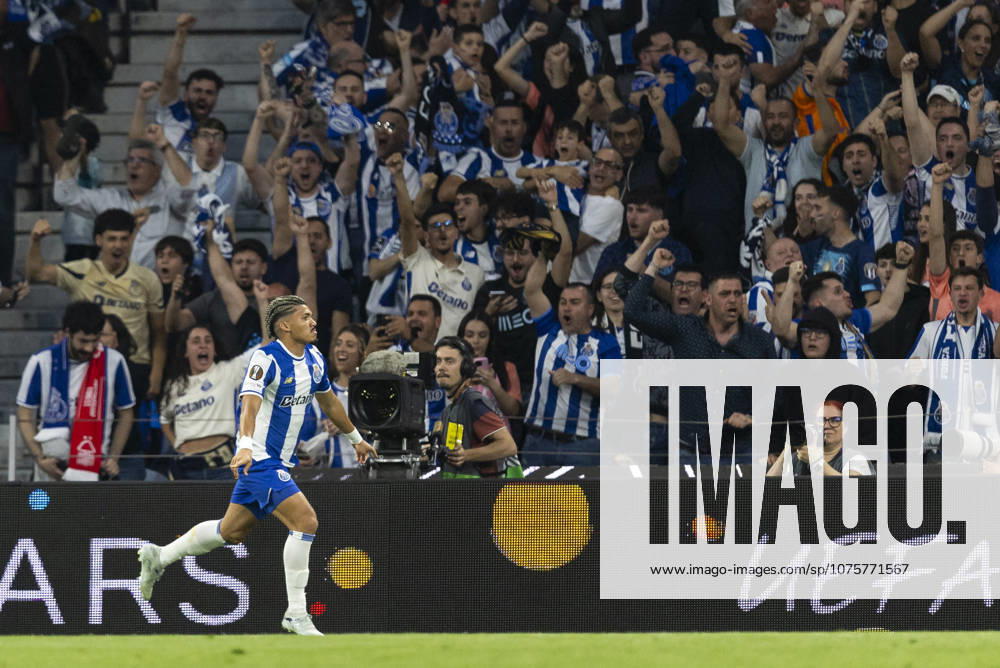 FC Porto v Nottingham Forest FC - UEFA Europa League 2025 26 Quarter-Final First Leg William Gomes celebrates a goal during the UEFA Europa League 2025 26 quarter-finals first leg match between FC Porto and Nottingham Forest at the Estadio do Dragao in Porto, Portugal, on April 9, 2026. Braga Porto Portugal