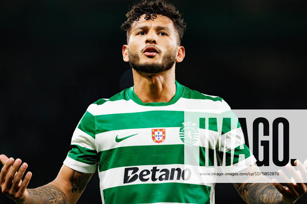 Luis Suarez seen celebrating after scoring goal during Taca De Portugal semifinal game between teams of Sporting CP and FC Porto at Estadio Jose Alvalade (Maciej Rogowski Ball Raw Images) Lisbon Estadio Jose Alvalade Portugal