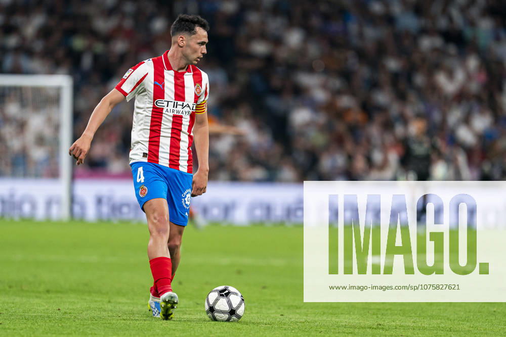 REAL MADRID CF v GIRONA. LA LIGA 2025 2026. ROUND 31. REAL MADRID CF v GIRONA FC. LA LIGA 2025 2026. ROUND 31. Girona FCÂ s Arnau during La Liga match. April 10, 2026 (ALTERPHOTOS Tomas Garrido) MadridSpain