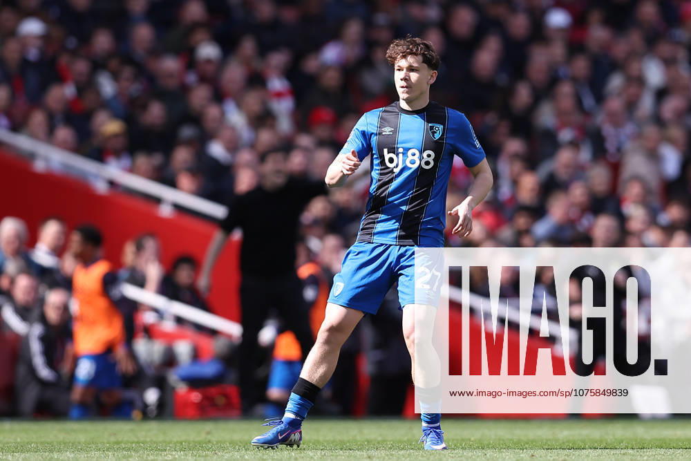 11th April 2026; Emirates Stadium, London, England; Premier League Football, Arsenal versus Bournemouth; Alex Toth of Bournemouth KatiexChan